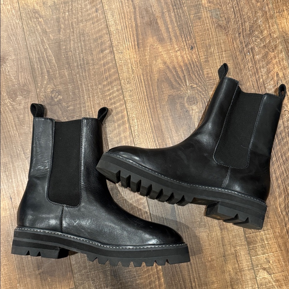 Aster Women’s Black Lugsole Chelsea Boots- size 8.5 NEVER WORN